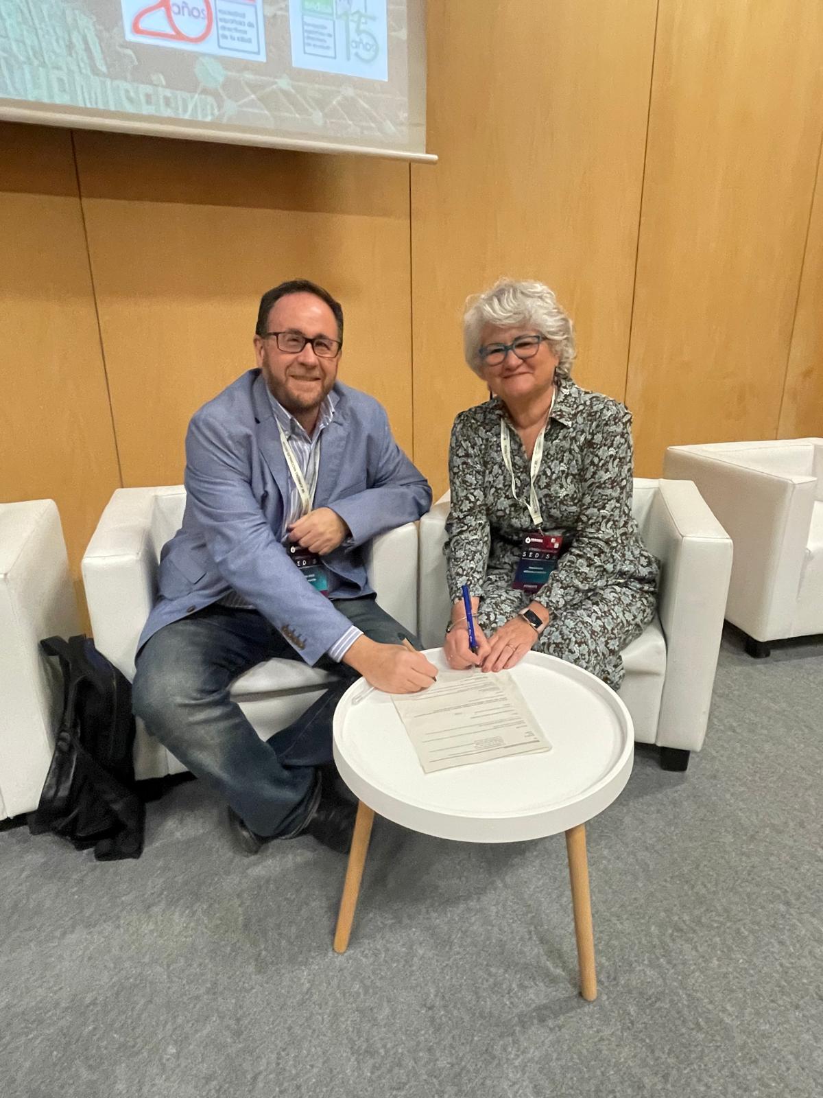 La Sociedad Española de Calidad Asistencial y la Asociación Española de Vacunología firman un acuerdo de colaboración para impulsar iniciativas conjuntas
