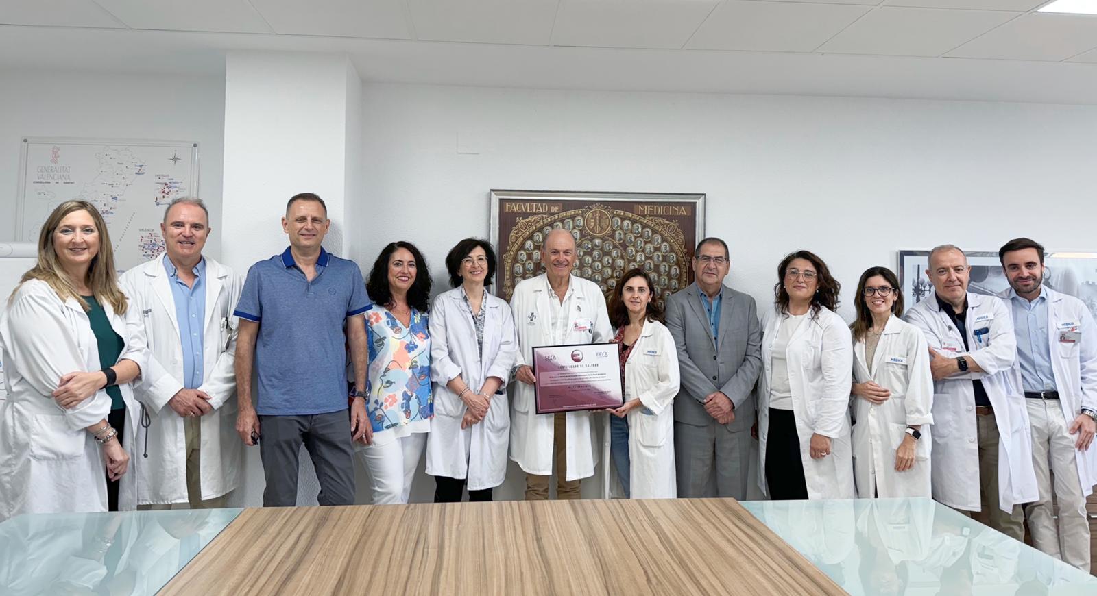 El Hospital Doctor Peset de Valencia recibe la primera certificación de calidad de España por la atención al síndrome hemolítico urémico atípico